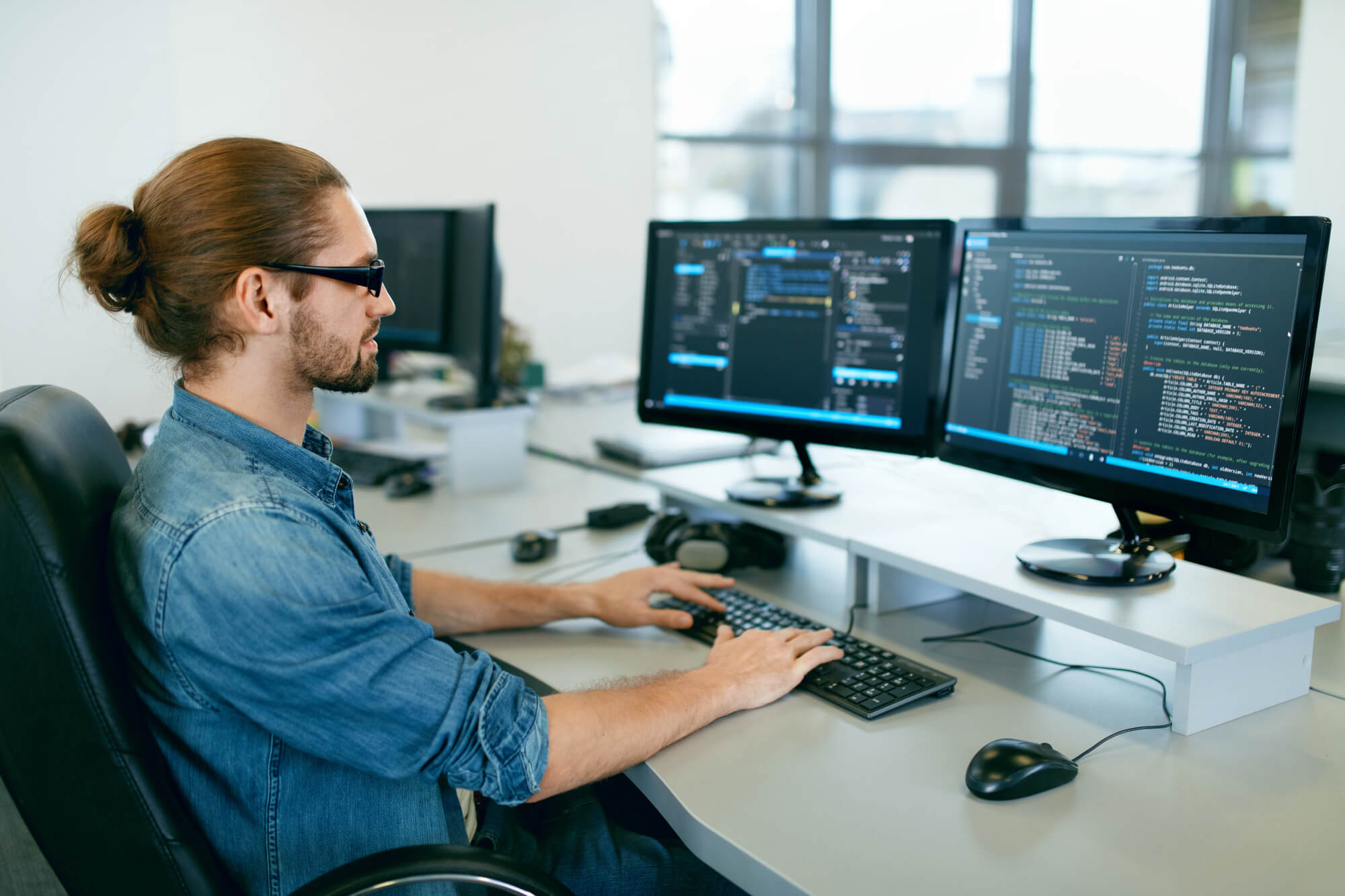 a man at work in one of the best it consulting companies in south florida